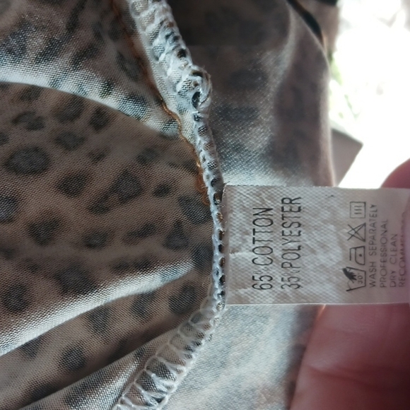 Mom and Daughter Matching Shirts Box 13 - Picture 4 of 4